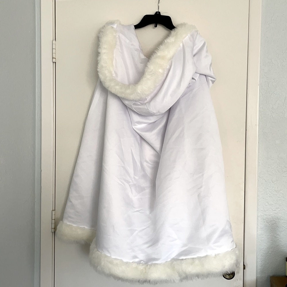 White hooded cloak